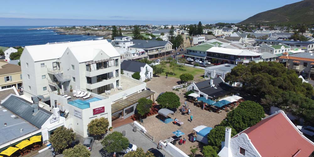 harbour square location
